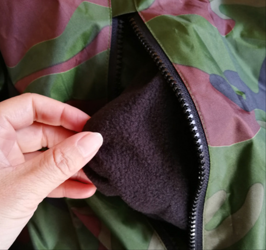 Unisex All-Season Camo Hooded Dry Robe- Waterproof Windproof Swim Parka with Towel Lining | BCM022