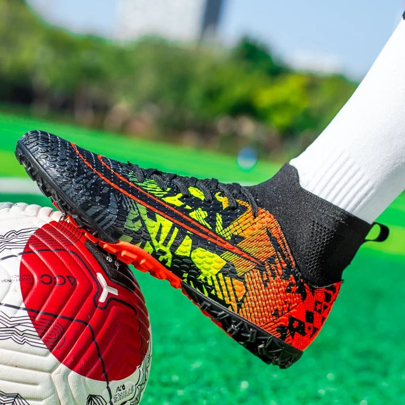 Comfortable Soccer Cleats Outdoor Light "Futsal Sneaker" | 2023-1